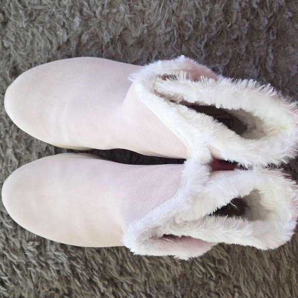 NIB Skechers Sz 8.5 Boots - Picture 3 of 12